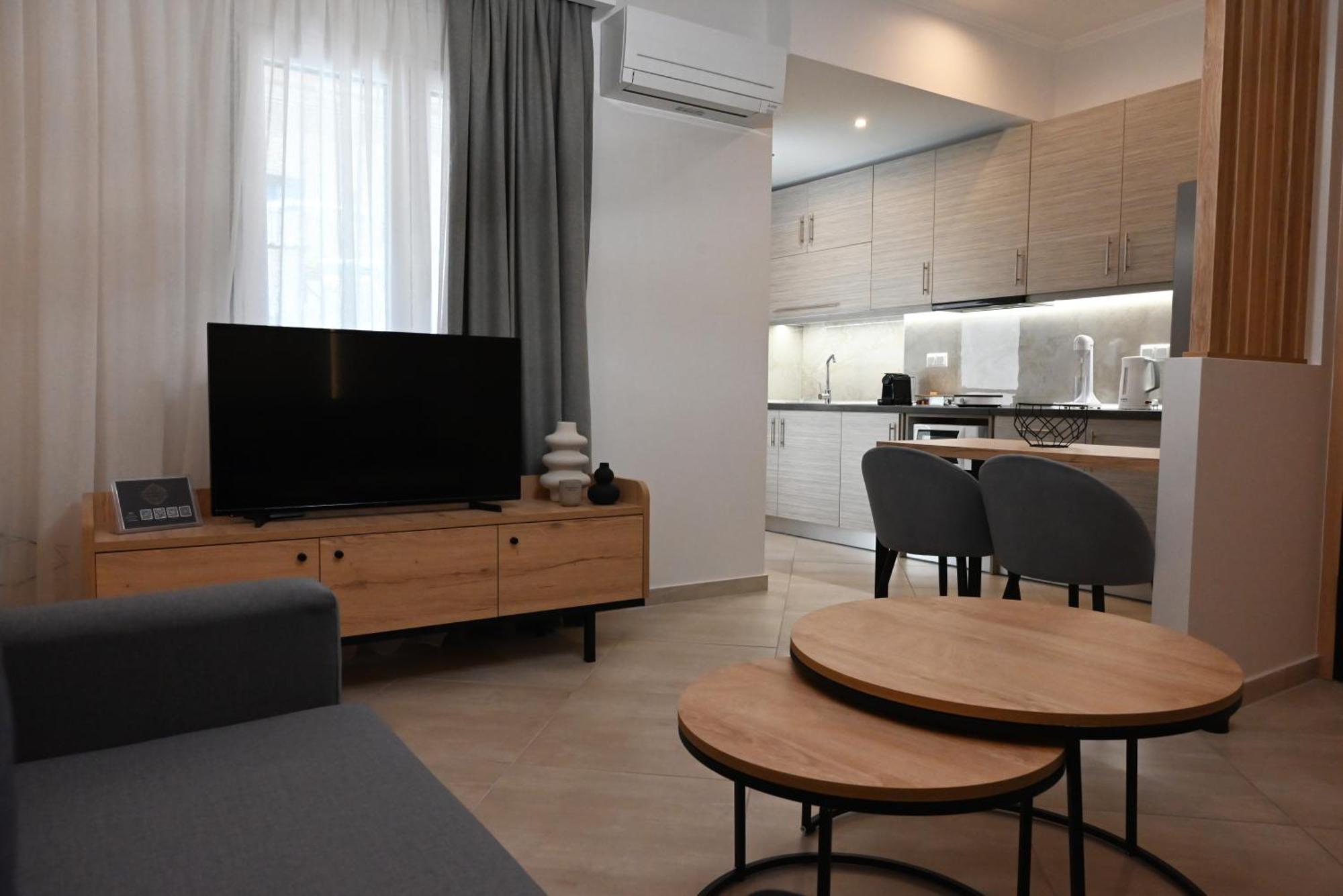 Mouson Luxury Suite With Free Private Parking 카발라 외부 사진