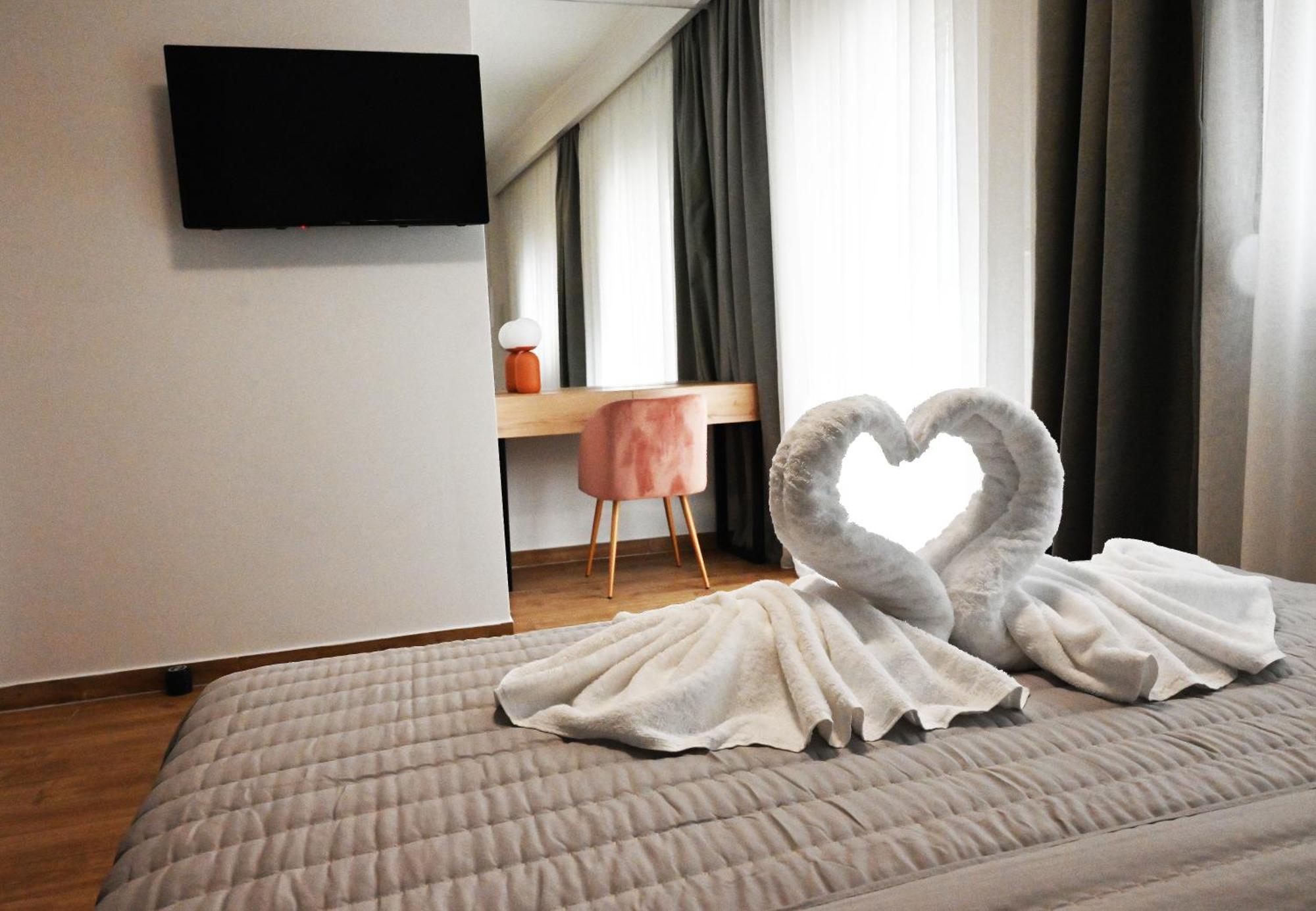 Mouson Luxury Suite With Free Private Parking 카발라 외부 사진