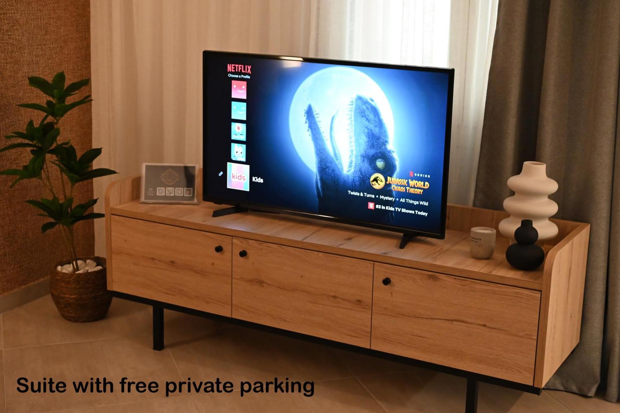 Mouson Luxury Suite With Free Private Parking 카발라 외부 사진