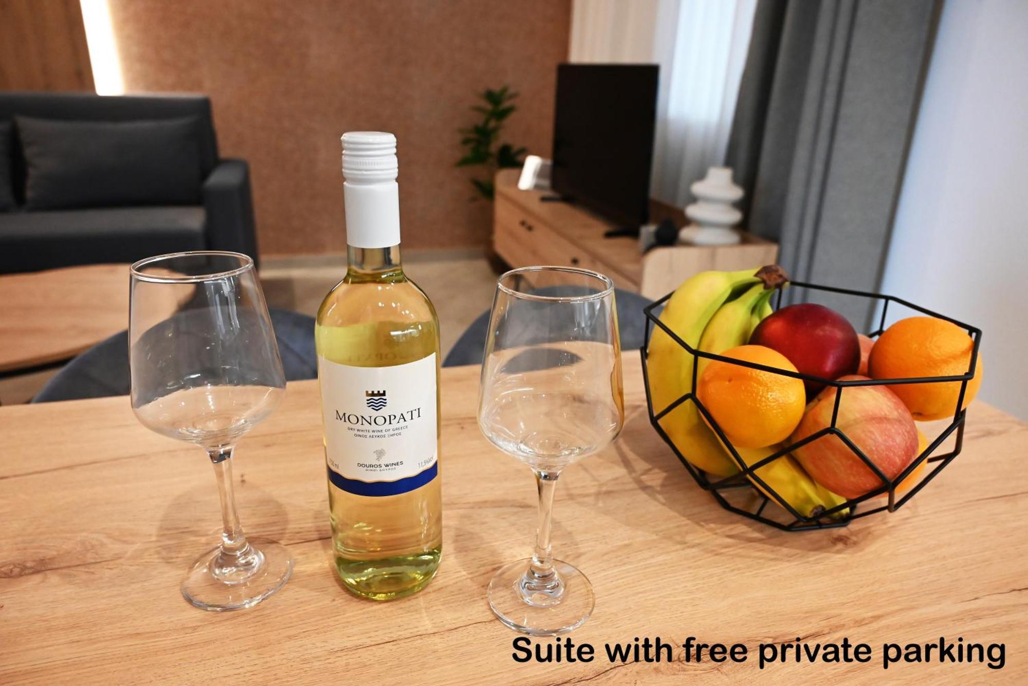 Mouson Luxury Suite With Free Private Parking 카발라 외부 사진
